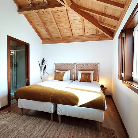 Agritourism By Douro River With Swimming Pool And Animals Vakantiehuis Souselo