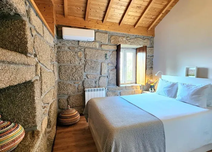 Agritourism By Douro River With Swimming Pool And Animals